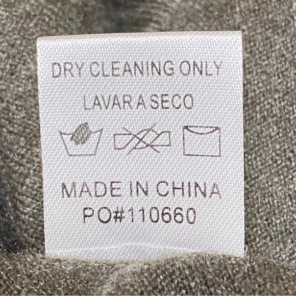 Pink Clover Olive Green Open Front Cardigan Minimalist Sweater Size Small NWOT - Picture 10 of 11